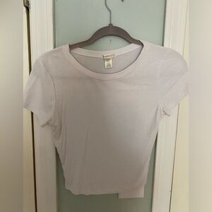 White tee size medium